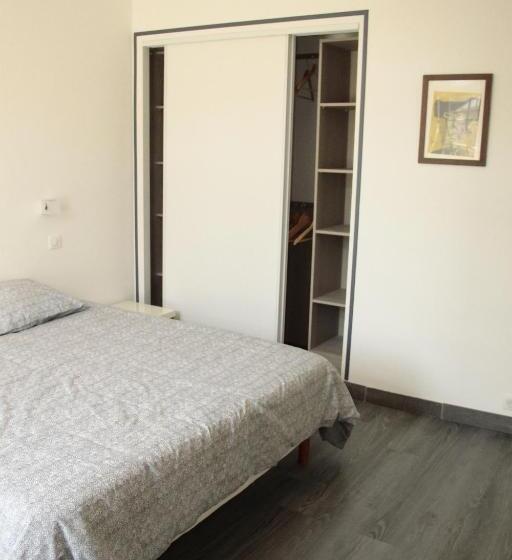 Апартаменты 1 Спальня Нижний Этаж, Hostel Du Lapin Blanc