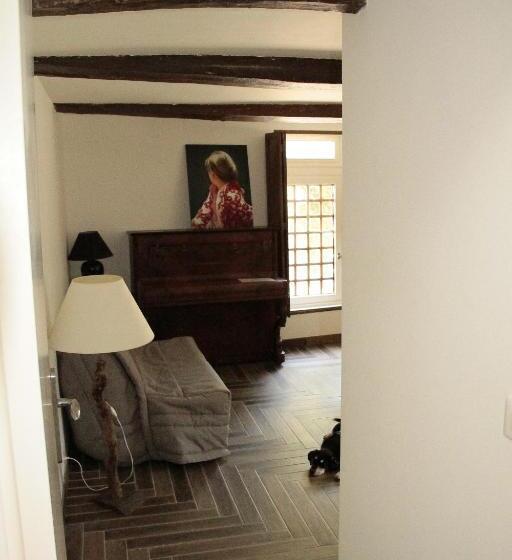 آپارتمان 1 خوابه همکف, Hostel Du Lapin Blanc