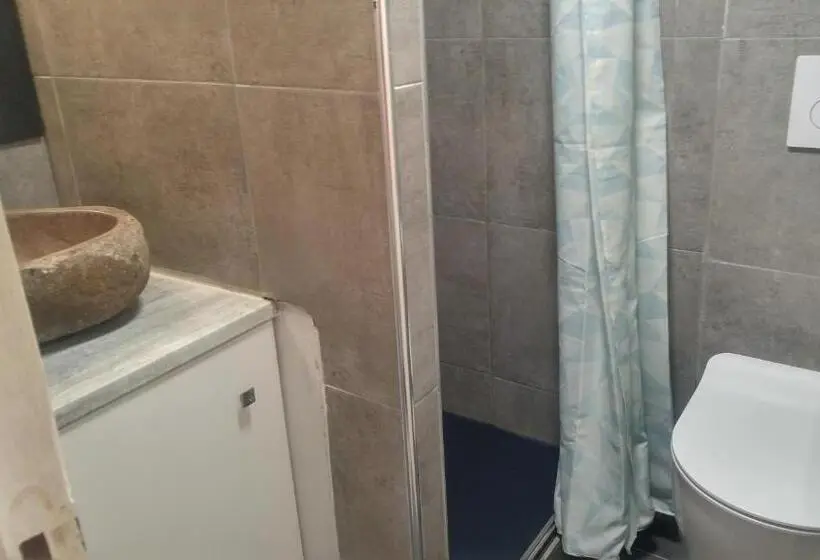 آپارتمان 3 خوابه, Hostel Du Lapin Blanc