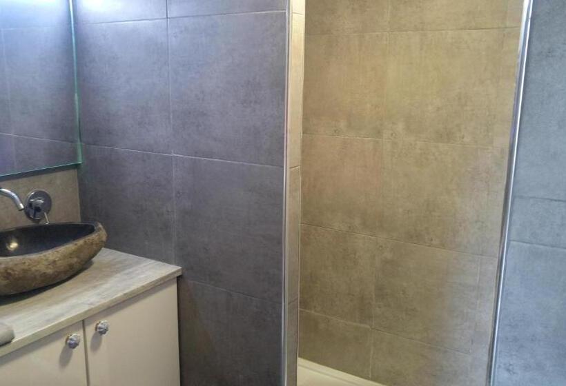 آپارتمان 3 خوابه, Hostel Du Lapin Blanc