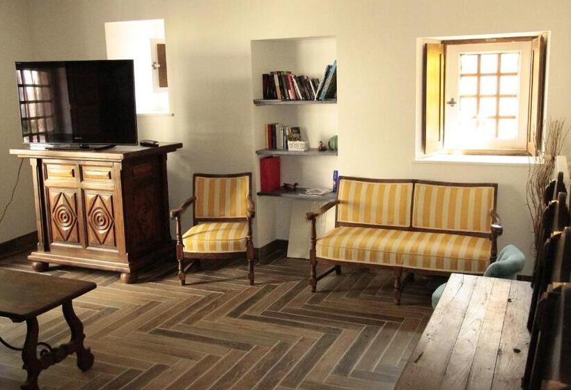 آپارتمان 1 خوابه همکف, Hostel Du Lapin Blanc