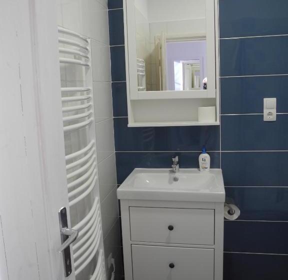 Standardrum, Kerámia Vendégszobák