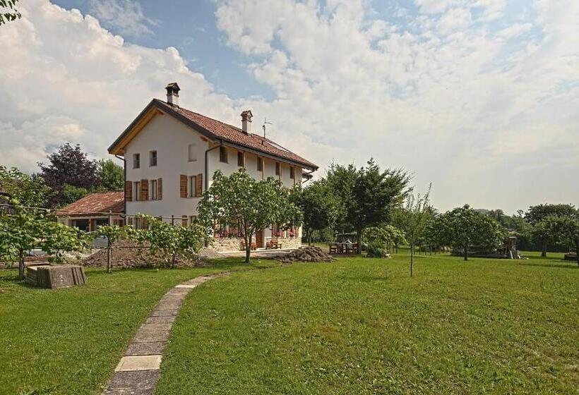 Superiorrum Bergsutsikt, Lio E Lara