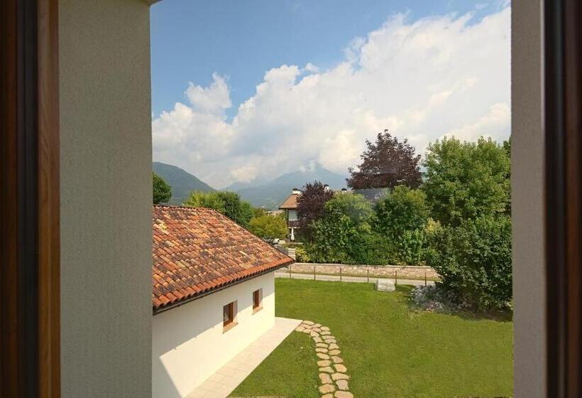 Familjerum, Lio E Lara