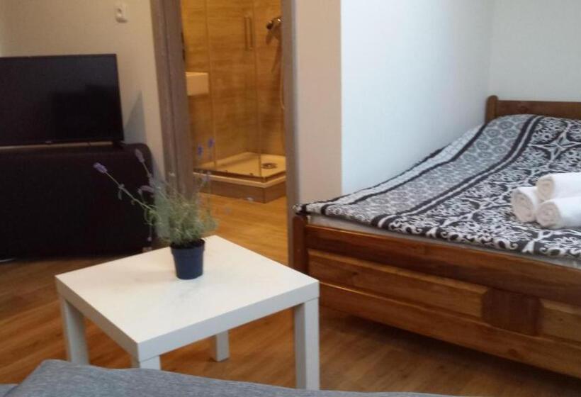 スタンダードトリプルルーム, Penzion Levandule A Palava