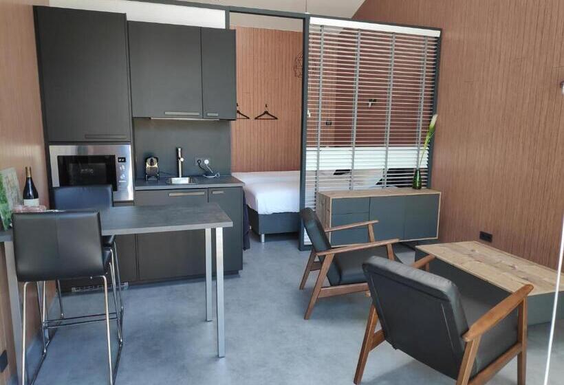 デラックスルーム, Bij Ons  Niek