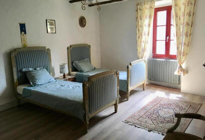 디럭스 트리플 룸, La Mascotte