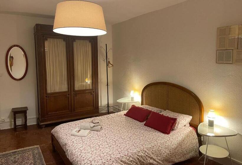 패밀리 스위트, La Mascotte