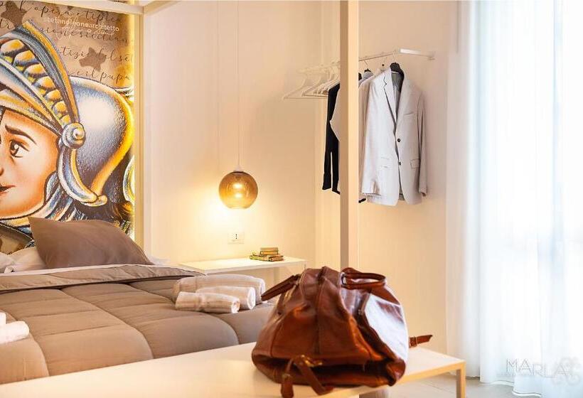 חדר לארבעה סטנדרטי עם מרפסת, Marla S Boutique Rooms