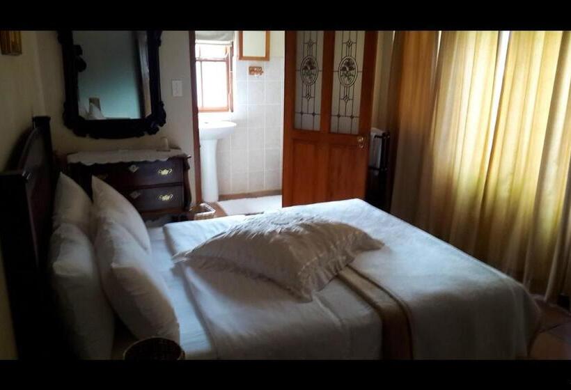 اتاق لوکس با بالکن, Mavilla Stellenbosch B&b
