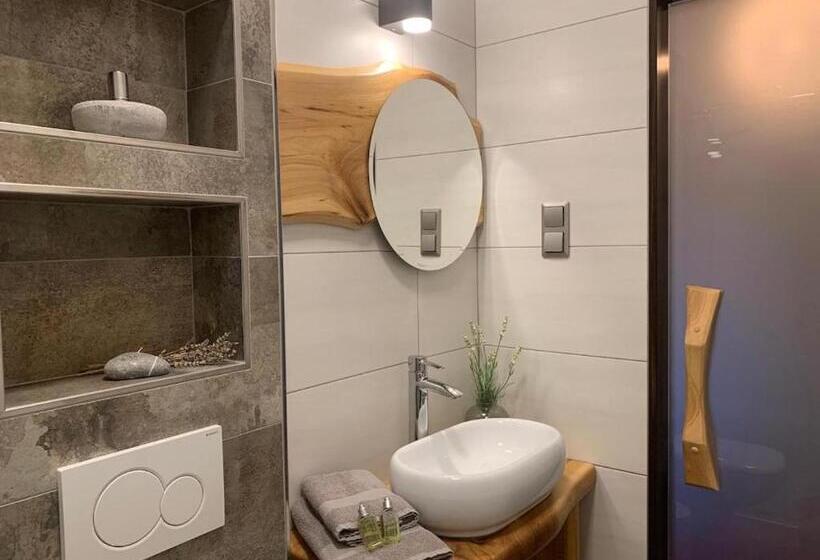 חדר סטנדרט עם מרפסת, Kornbranntgut Hieflau