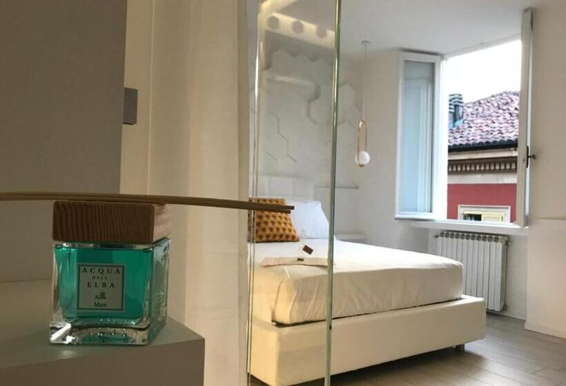 Chambre Deluxe, Mariarosa Suites