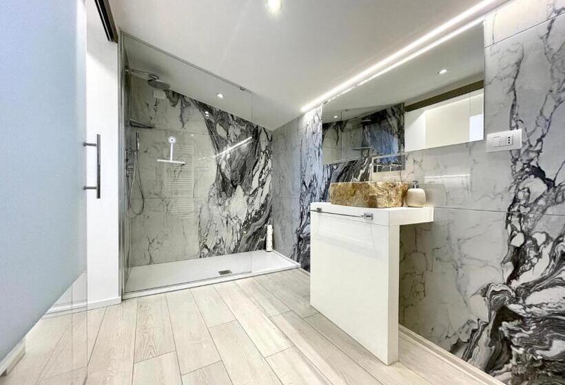 Studio Deluxe, Mariarosa Suites