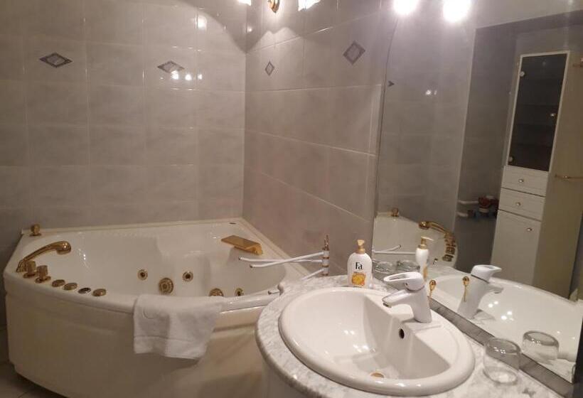 آپارتمان 2 خوابه, Piac Utcai Apartman 2