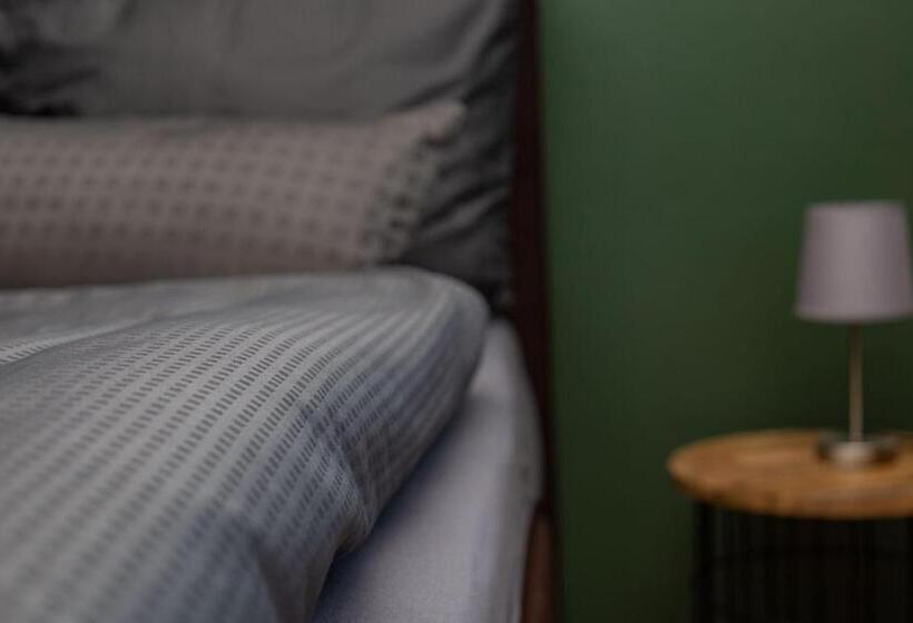 スタンダードルーム, Weingut Gerd Müllers