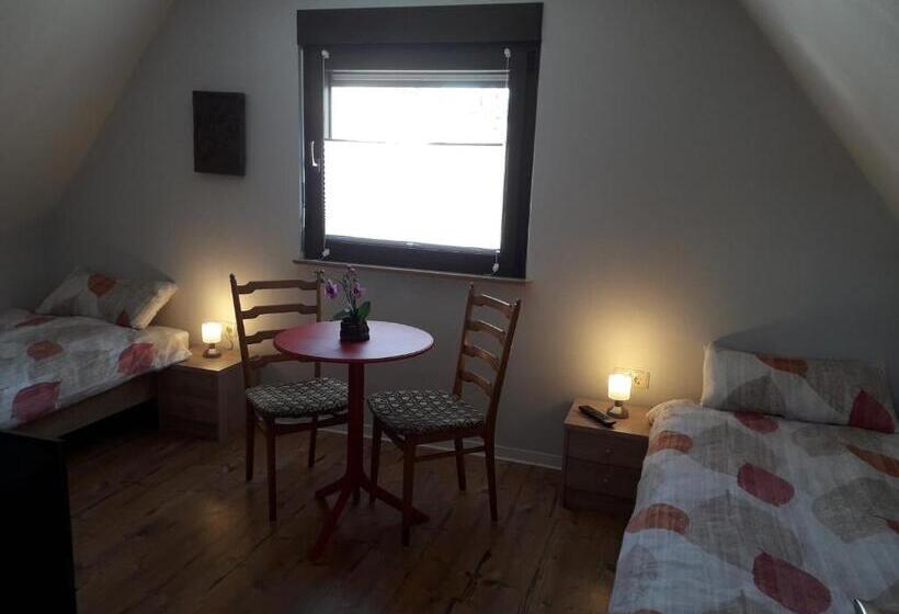 Номер Стандарт, Zimmervermietung St.wendel