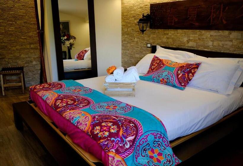 اتاق لوکس با بالکن, Peperosa In Collina B&b