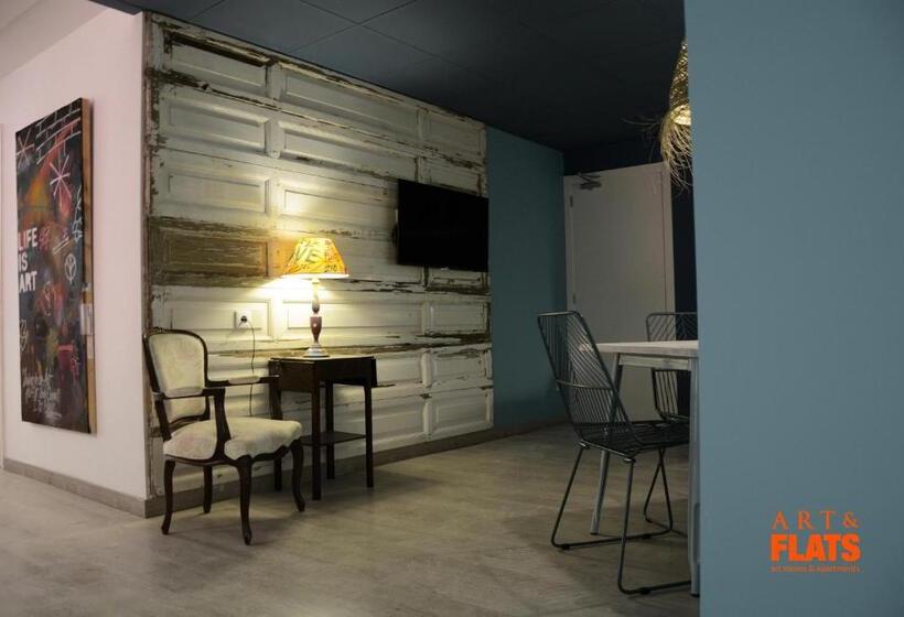 اتاق استاندارد سه نفره, Art&flats Hostel