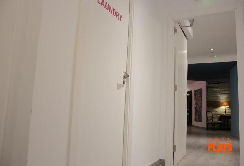 اتاق استاندارد سه نفره, Art&flats Hostel