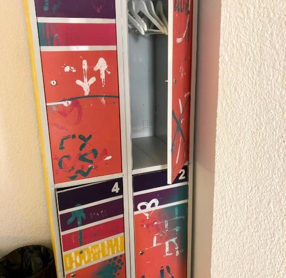 غرفة قياسية فردية حمام مشترك, Art&flats Hostel