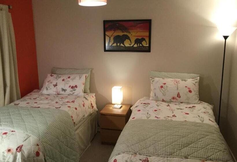 标准间, Rondo, Ballymena, Nr Ireland