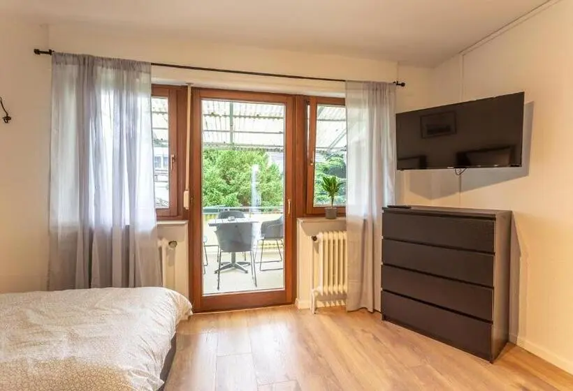バス共有のスタンダードルーム, City House Bühl