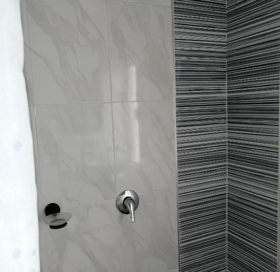 Pokój Czteroosobowy Standard, Hostal Mago