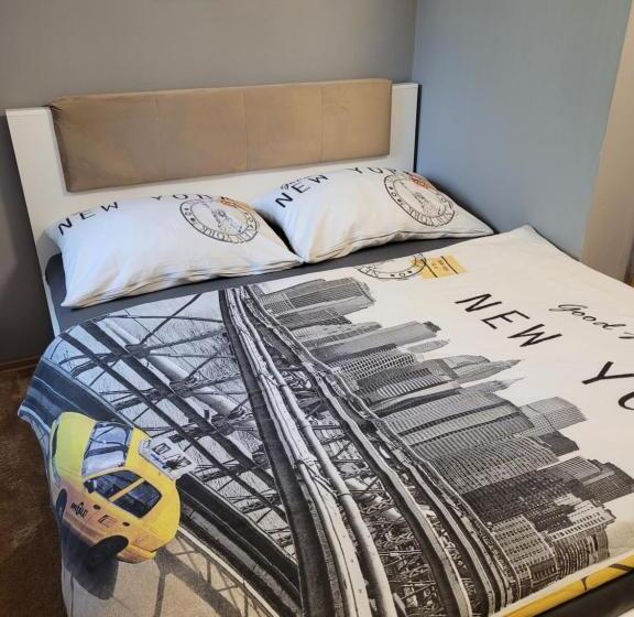 سوئیت با چشم‌انداز رودخانه, Penzion U Elišky