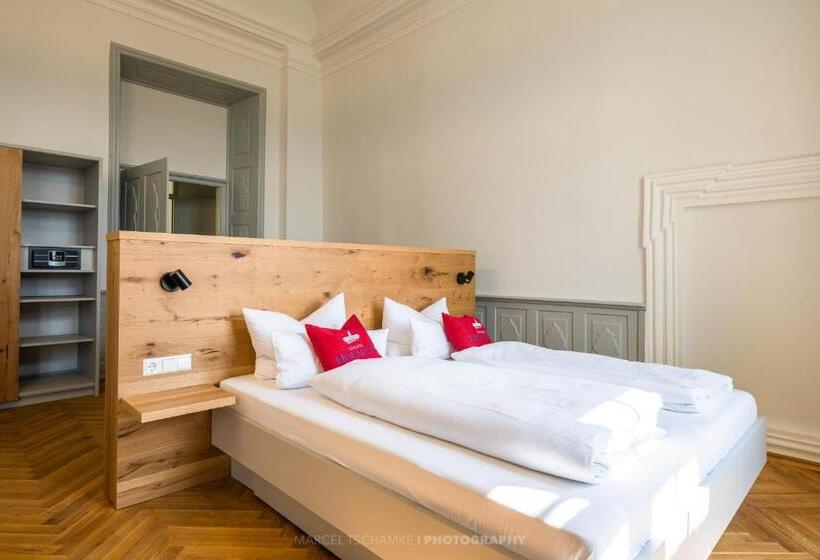 Люкс Повышенной Комфортности, Schlosshotel Horneck