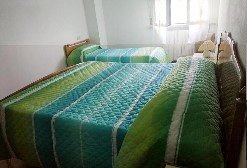 اتاق استاندارد سه نفره, B&b L Uva Fragolina