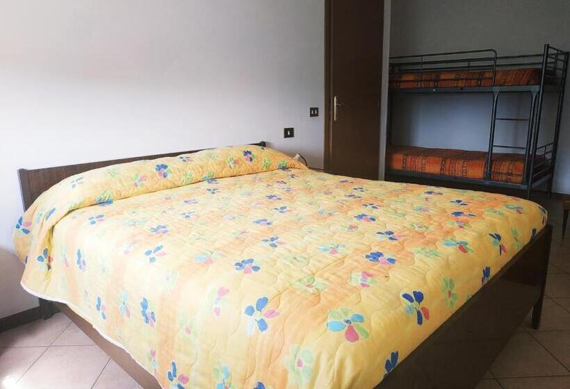 اتاق استاندارد چهارنفره با سرویس بهداشتی مشترک, B&b L Uva Fragolina
