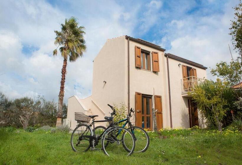 غرفة قياسية, Alghero In Bicicletta