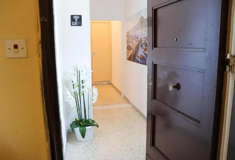 Perhestudio, Love Stabia