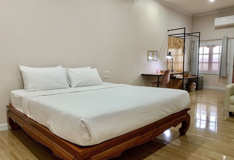 غرفة سوبيريور, Funwan