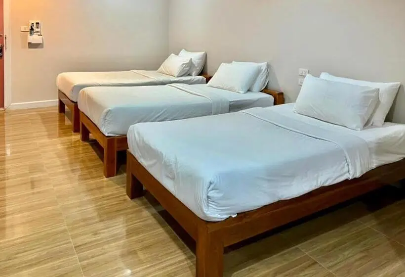 Quarto Triplo Estandar, Funwan