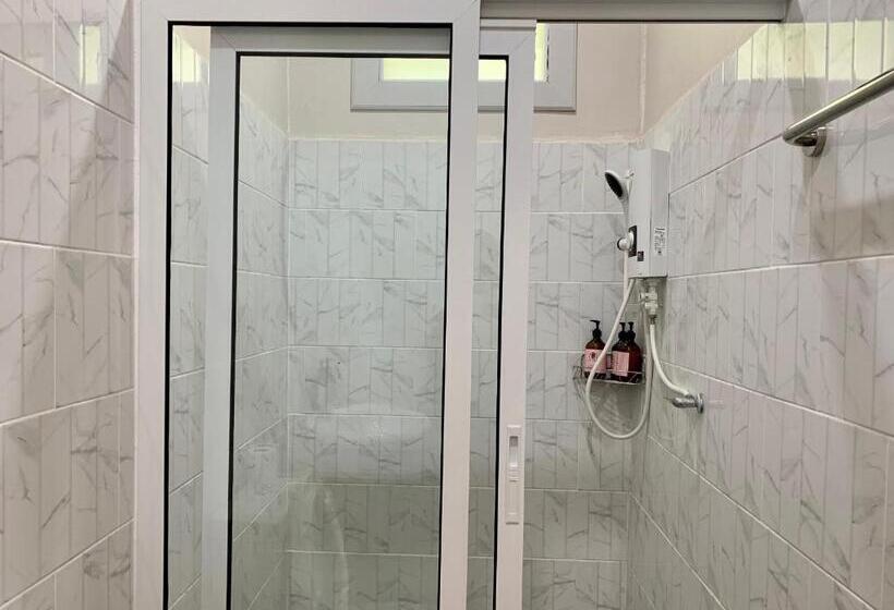 غرفة سوبيريور ثلاثية, Funwan