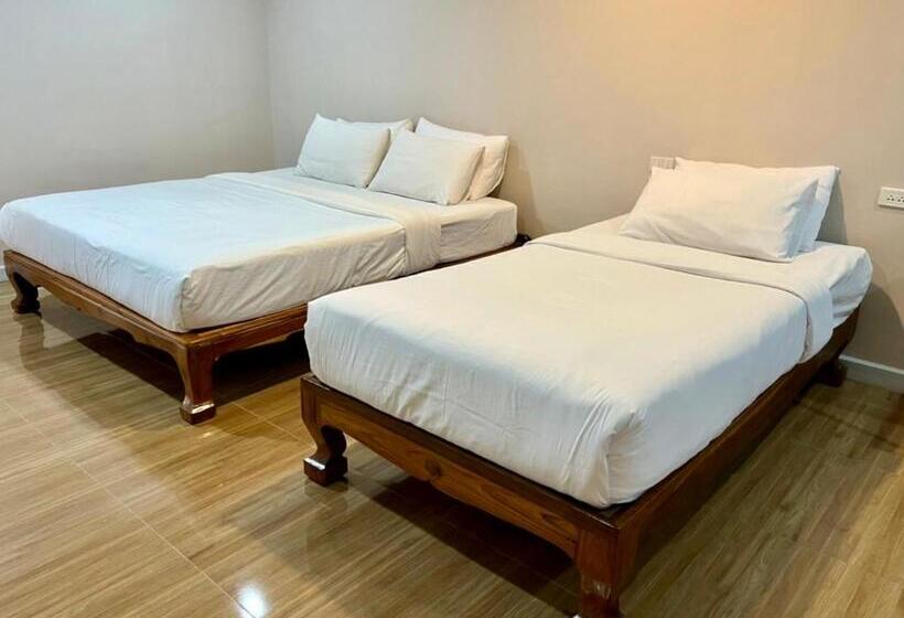 غرفة سوبيريور ثلاثية, Funwan