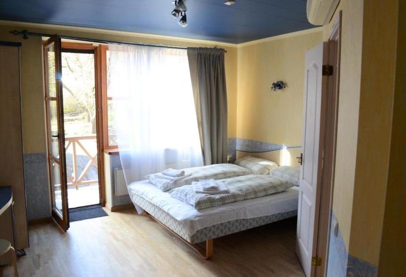 اتاق استاندارد با بالکن, K8 5 Apartments