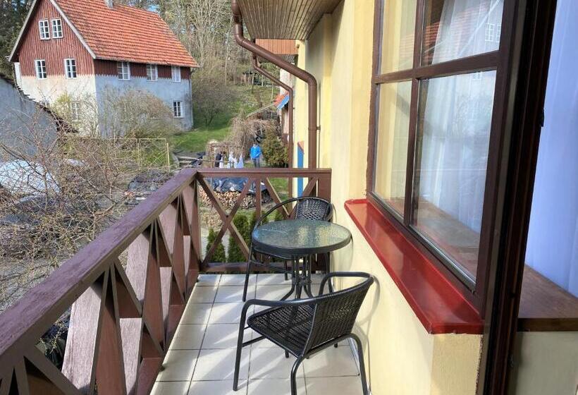 اتاق استاندارد با بالکن, K8 5 Apartments