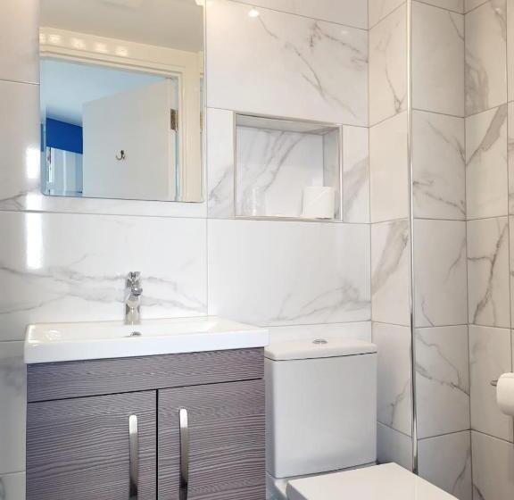 غرفة قياسية, Mentone