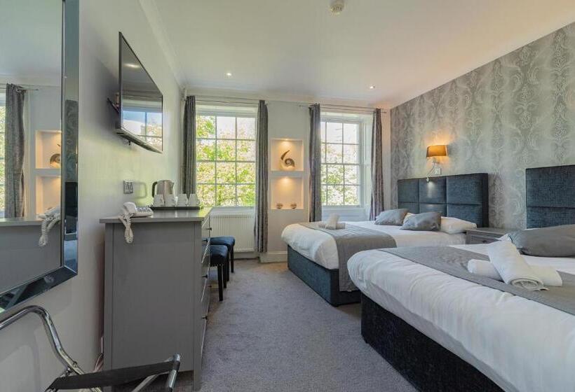 غرفة قياسية رباعية, Mentone