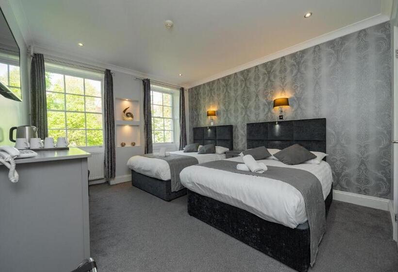 غرفة قياسية رباعية, Mentone