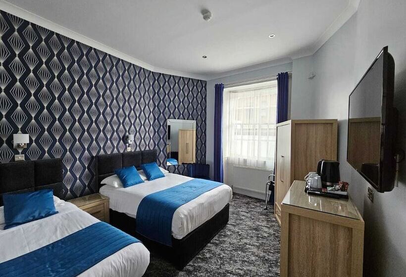 غرفة قياسية ثلاثية, Mentone