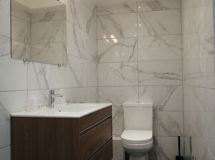 غرفة قياسية, Mentone