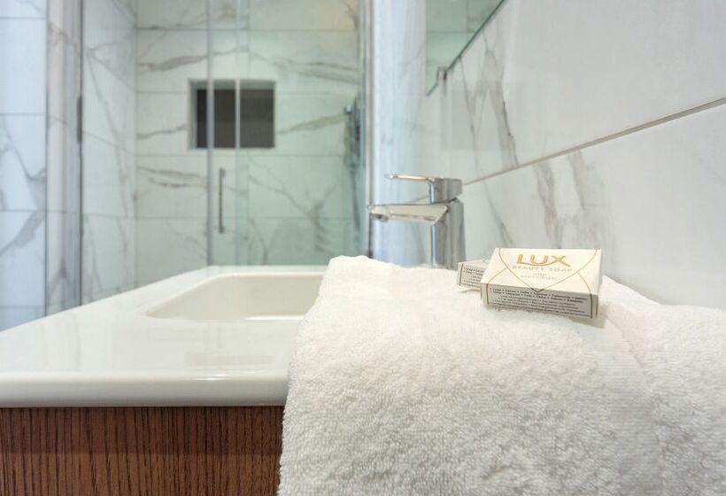 غرفة قياسية, Mentone