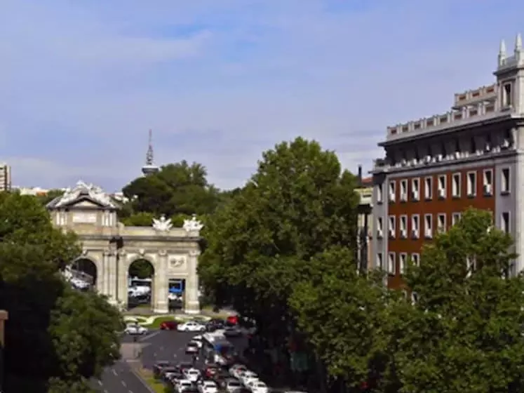 سوئیت سینیور, Boutike Cibeles