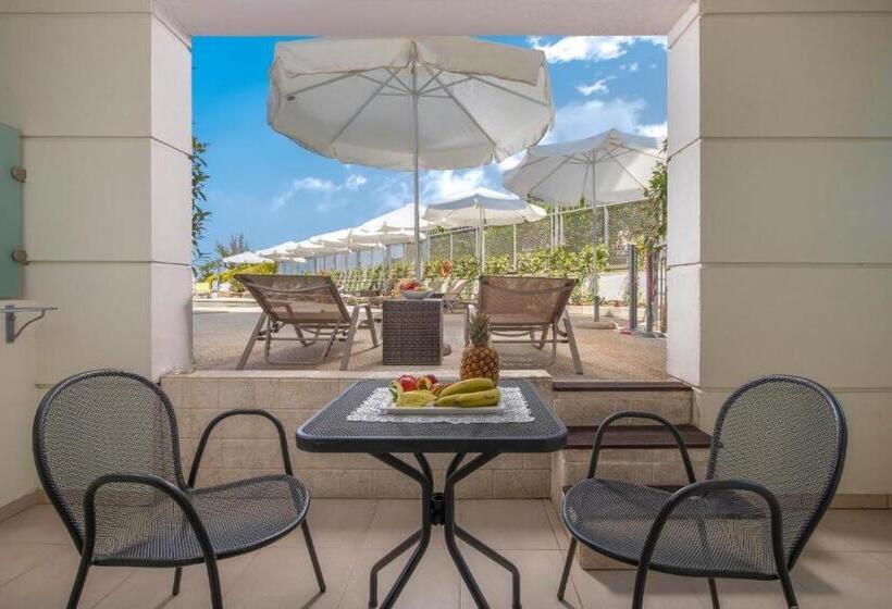 Номер Superior Вид на Сад, Elinotel Apolamare