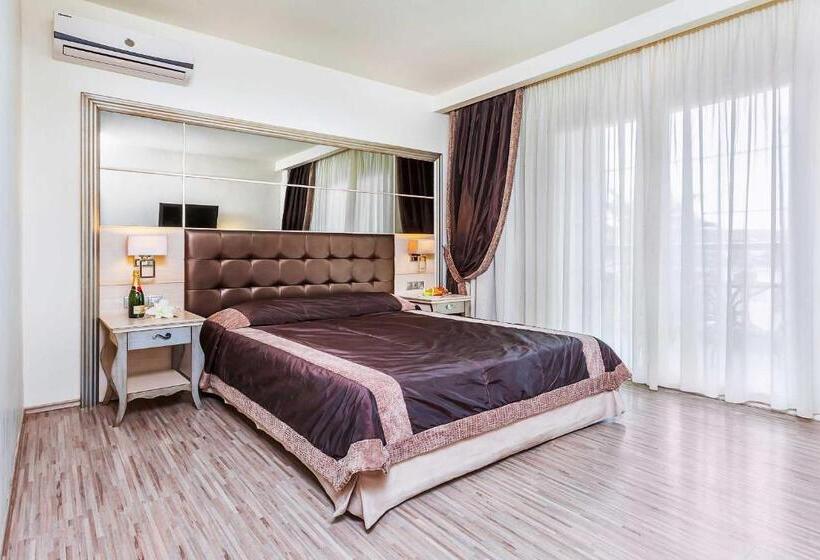 Family Suite, Elinotel Apolamare