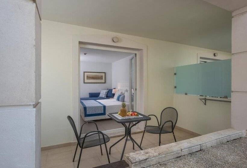 Номер Superior Вид на Сад, Elinotel Apolamare