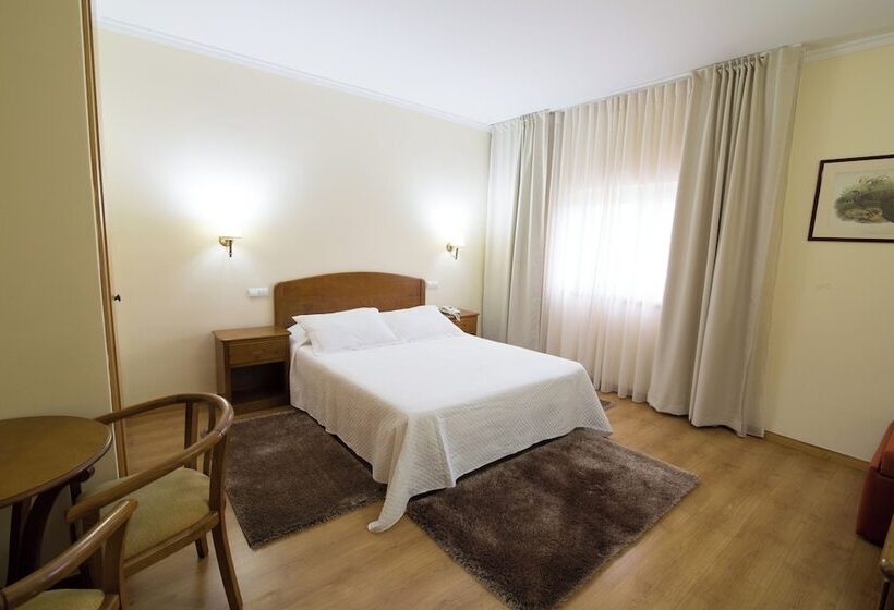 חדר סטנדרט, A Vileira